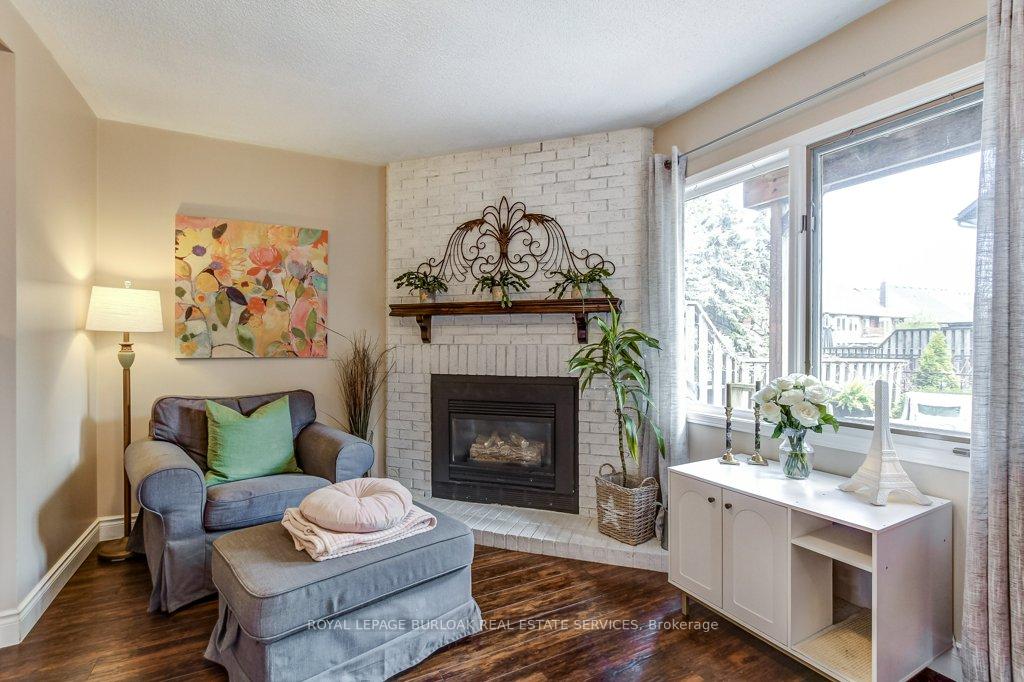 Photo 14 of 4 Edgewater Drive, Hamilton, Lakeshore — HOMEH