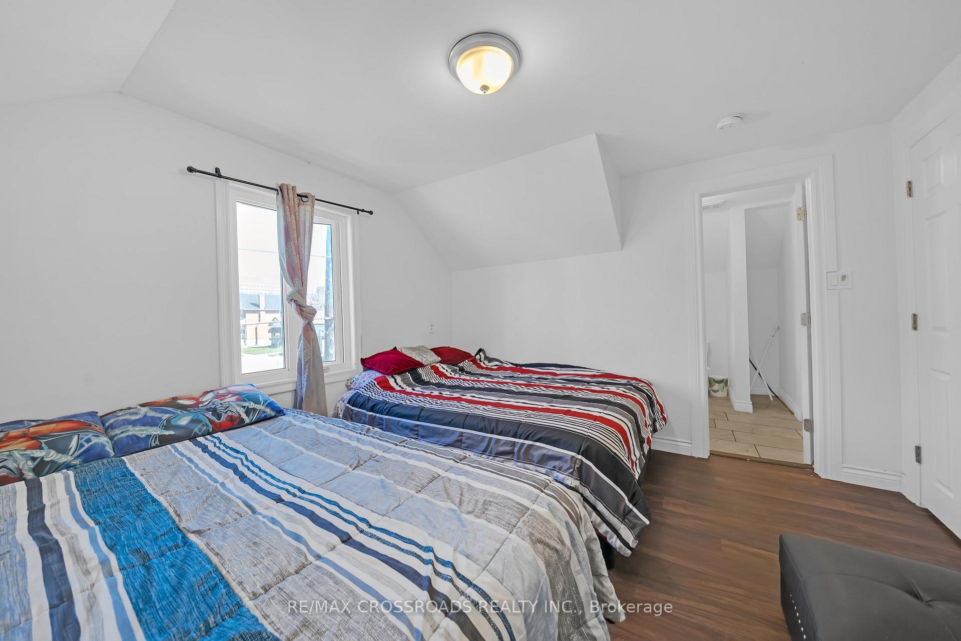 Photo 28 of 111 Elgin Street W, Oshawa, O'Neill — HOMEH