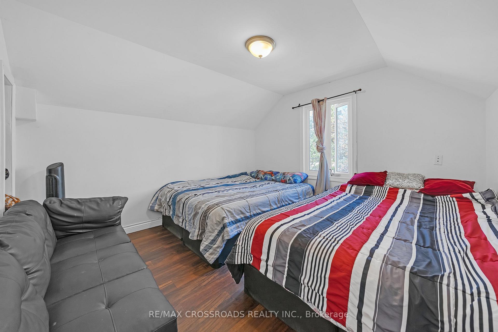 Photo 29 of 111 Elgin Street W, Oshawa, O'Neill — HOMEH