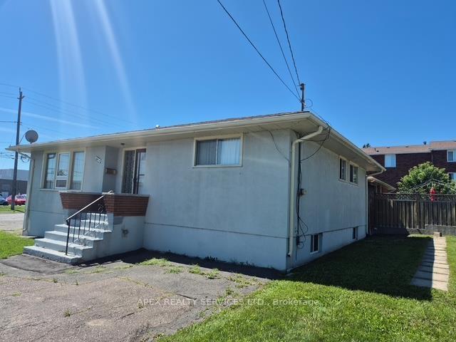 Photo 2 of 380 Winnpeg Avenue, Thunder Bay, Academy Heights — HOMEH