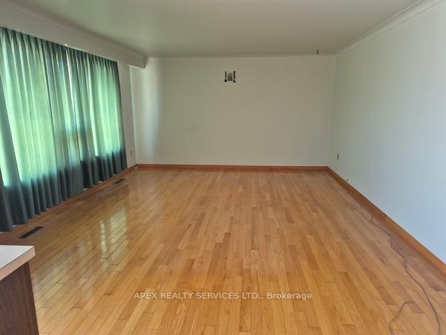 Photo 4 of 380 Winnpeg Avenue, Thunder Bay, Academy Heights — HOMEH