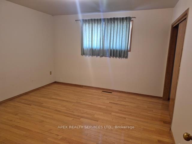 Photo 10 of 380 Winnpeg Avenue, Thunder Bay, Academy Heights — HOMEH