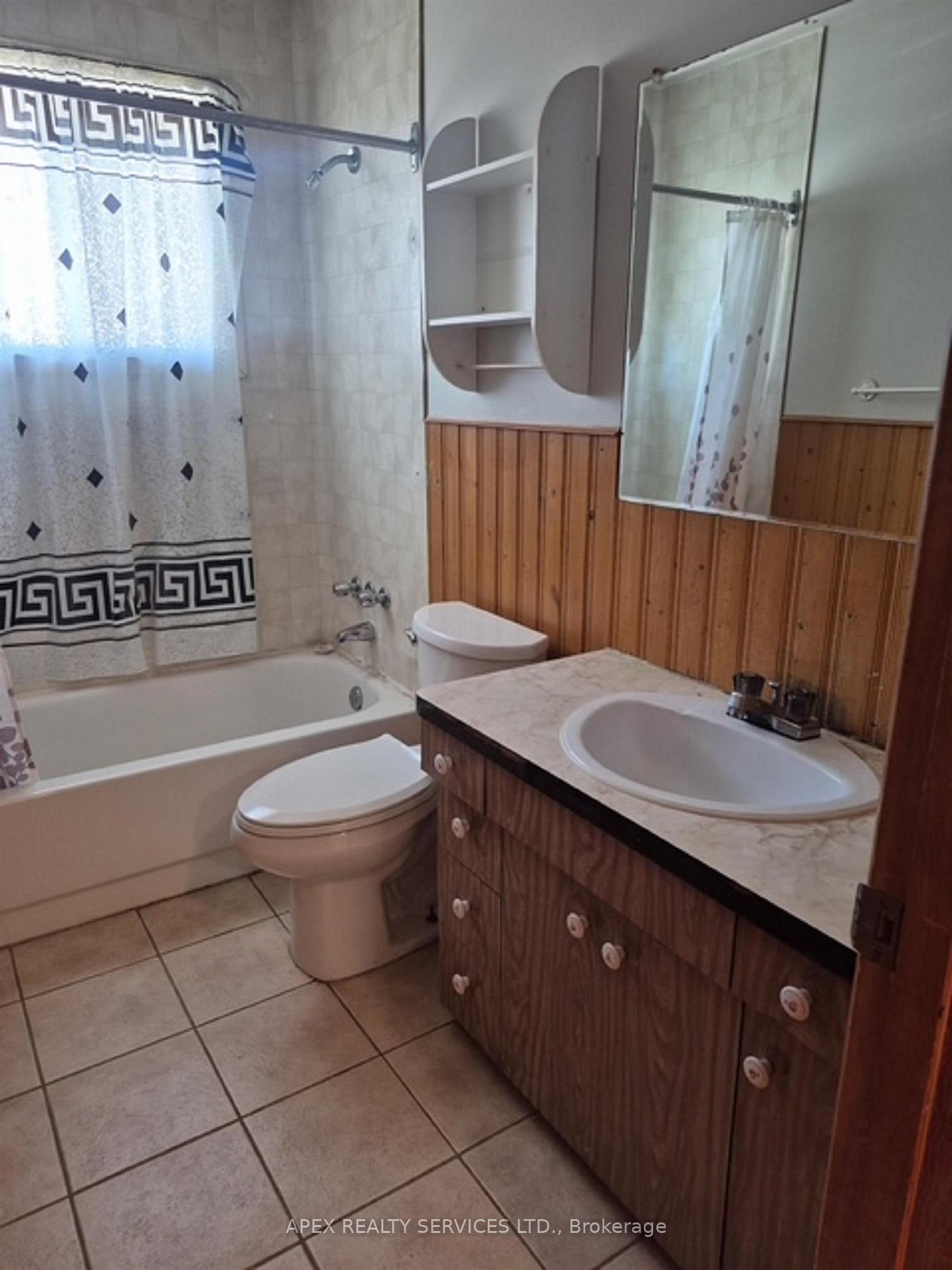 Photo 12 of 380 Winnpeg Avenue, Thunder Bay, Academy Heights — HOMEH