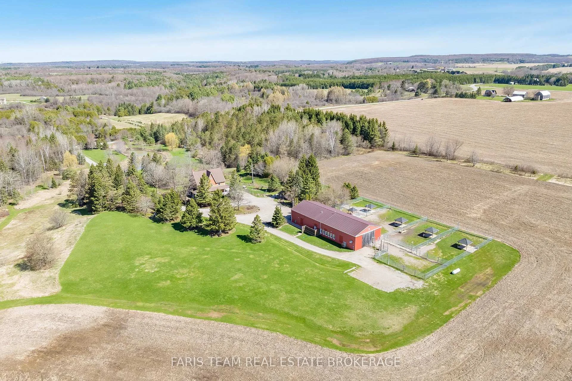 Photo 2 of 301 Concession 4 Road E, Tiny, Rural Tiny — HOMEH