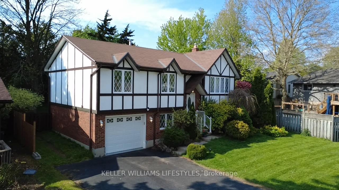 Photo 2 of 65 Gablewood Crescent, London, North F — HOMEH