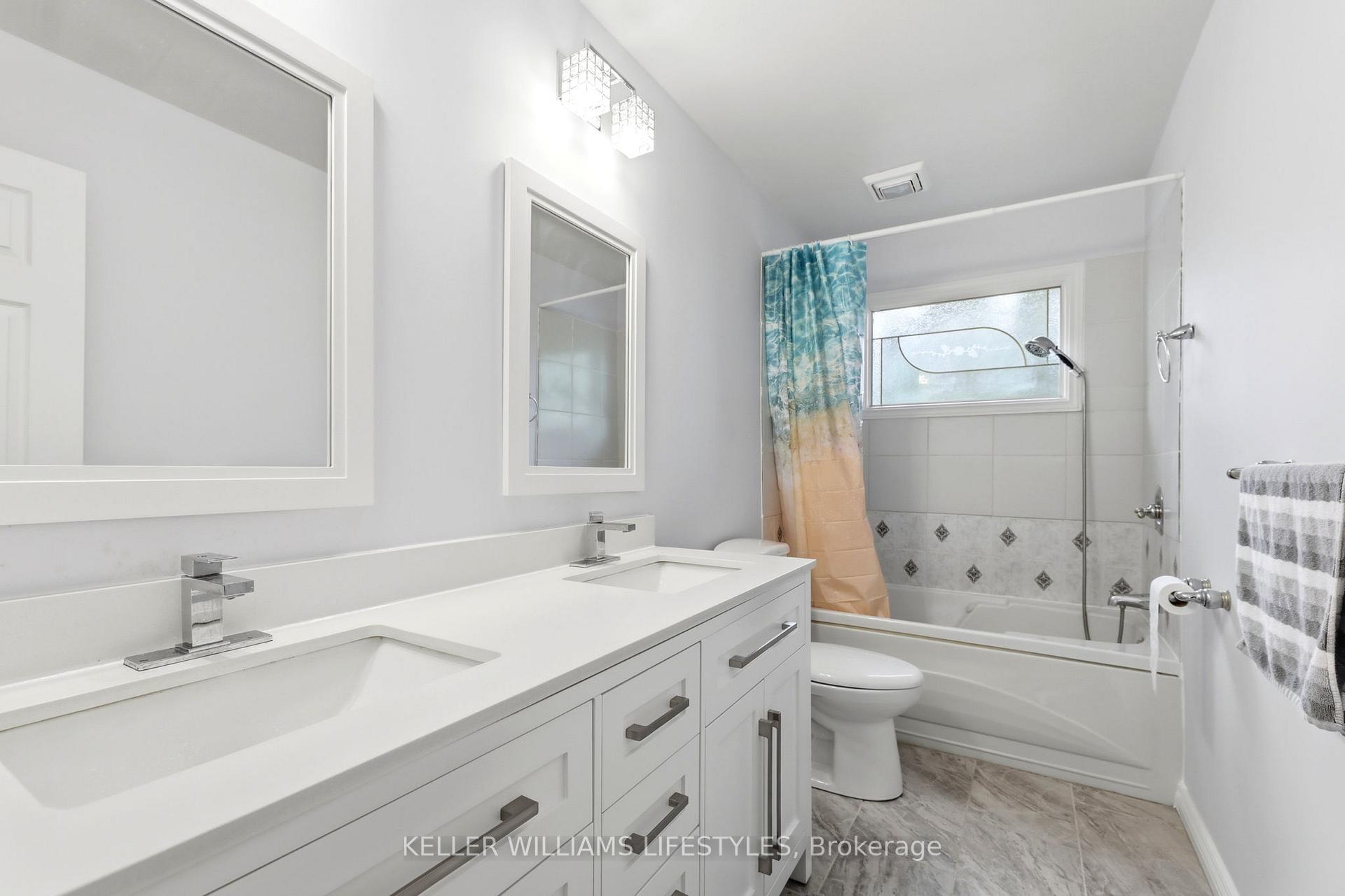 Photo 20 of 65 Gablewood Crescent, London, North F — HOMEH