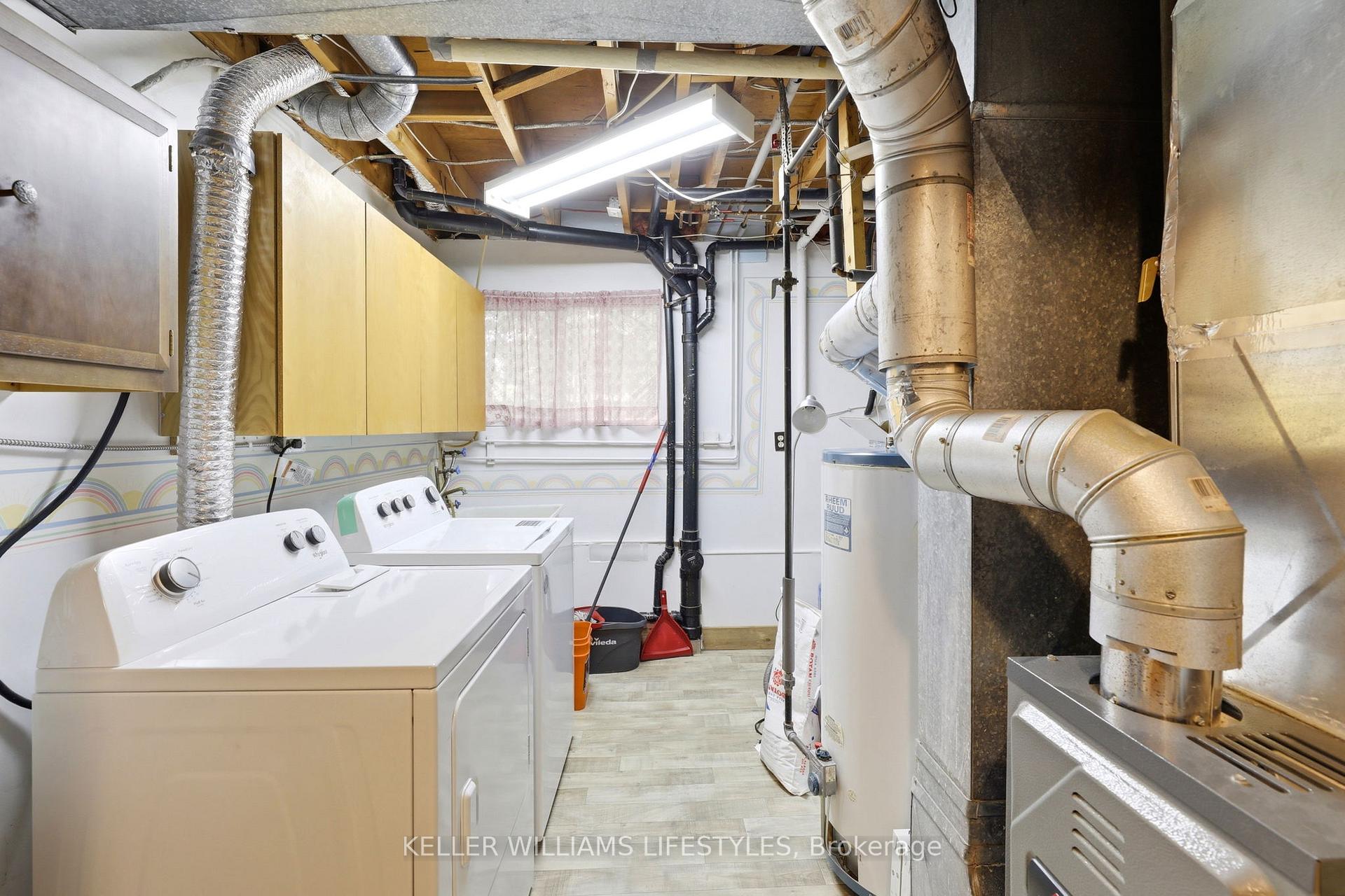 Photo 34 of 65 Gablewood Crescent, London, North F — HOMEH