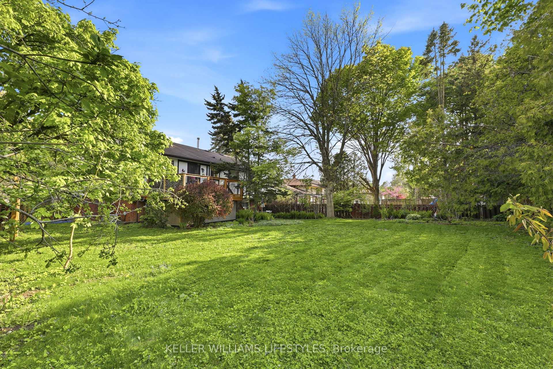 Photo 38 of 65 Gablewood Crescent, London, North F — HOMEH