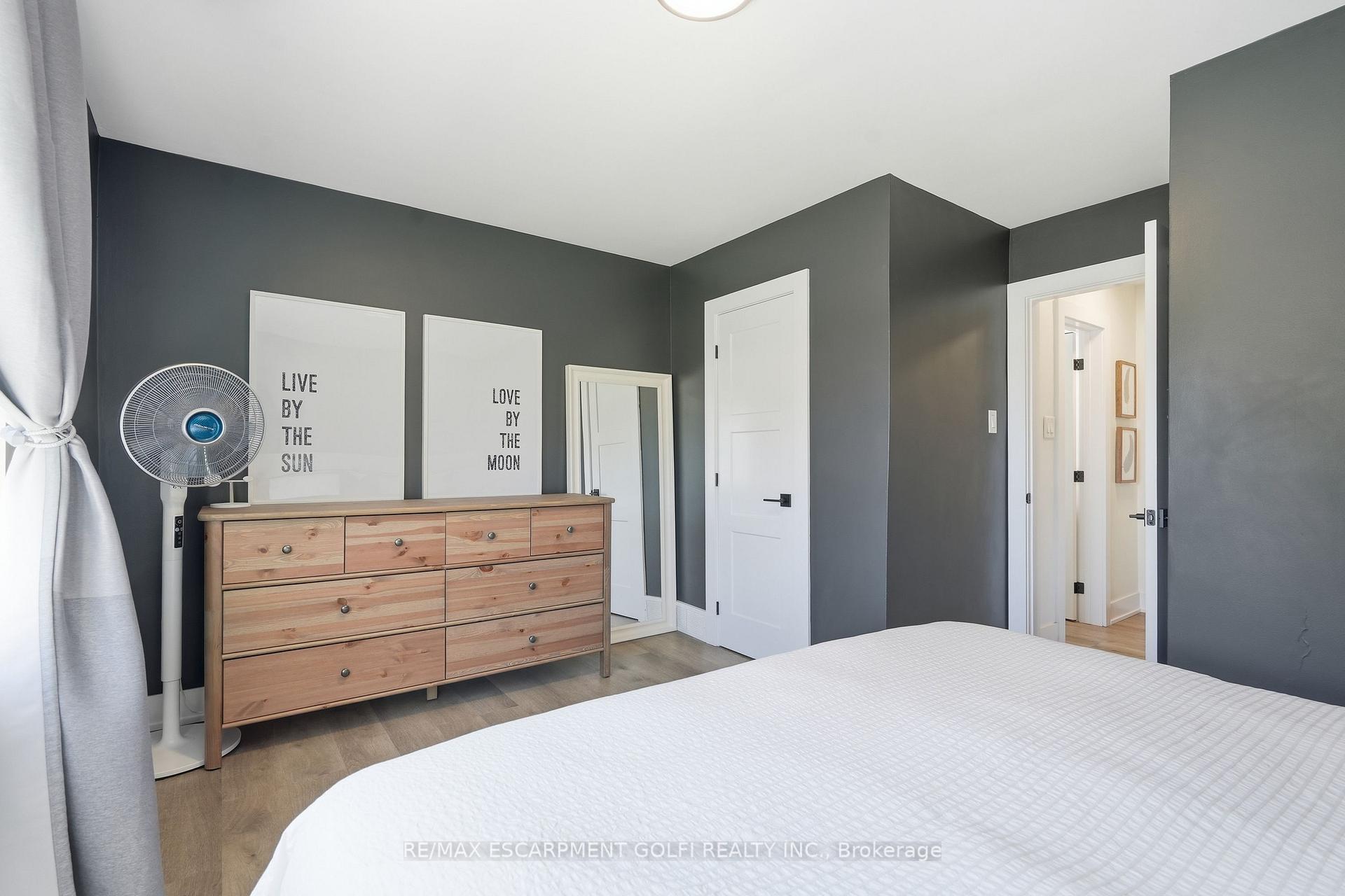 Photo 14 of 6680 Mcleod Road, Niagara Falls, Oldfield — HOMEH