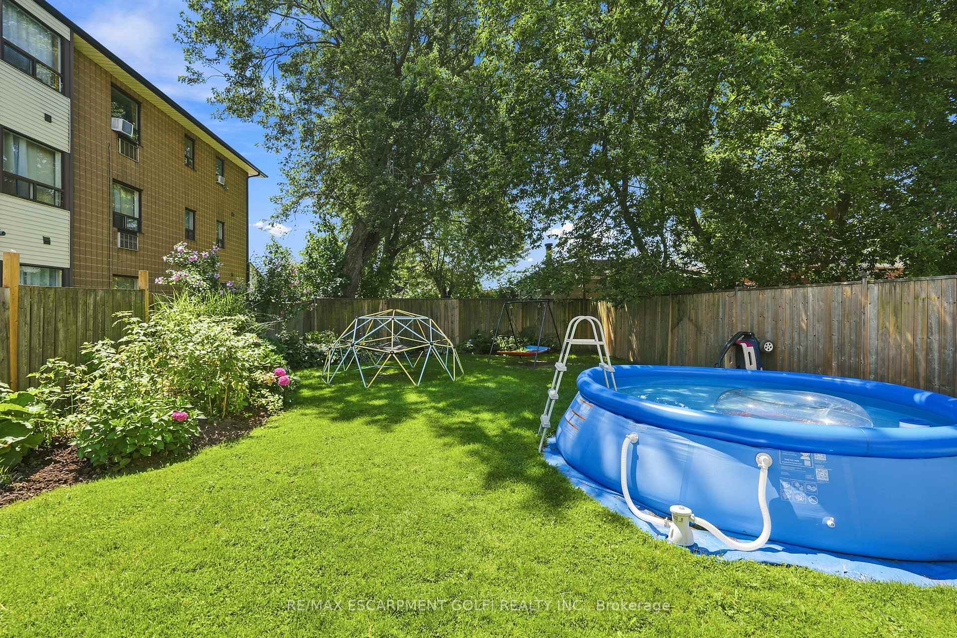Photo 28 of 6680 Mcleod Road, Niagara Falls, Oldfield — HOMEH