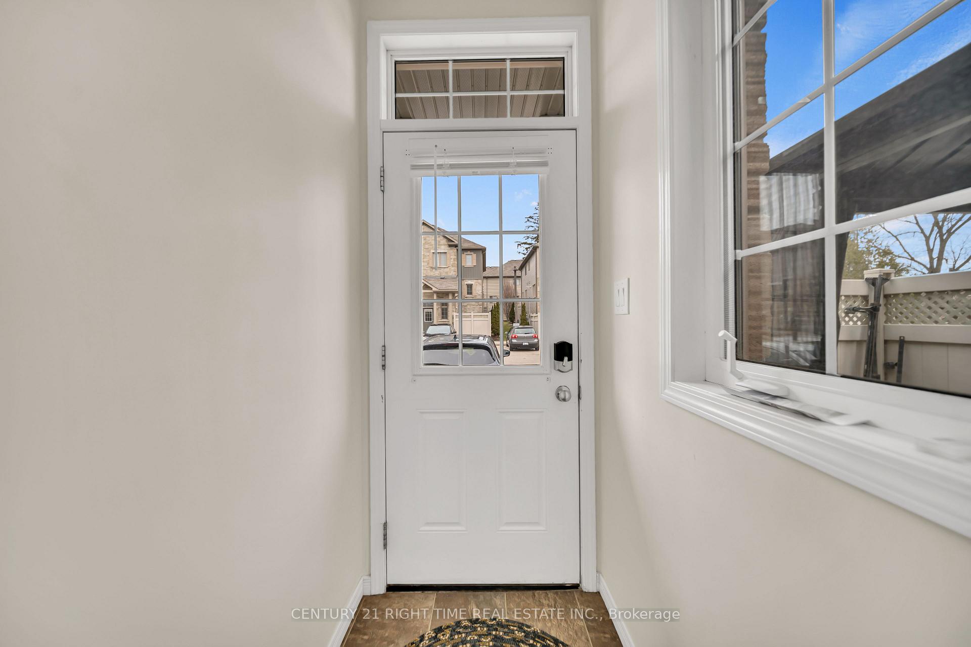 Photo 3 of Unit 14A, 931 Glasgow Street E, Kitchener, Westmount - Kitchener — HOMEH
