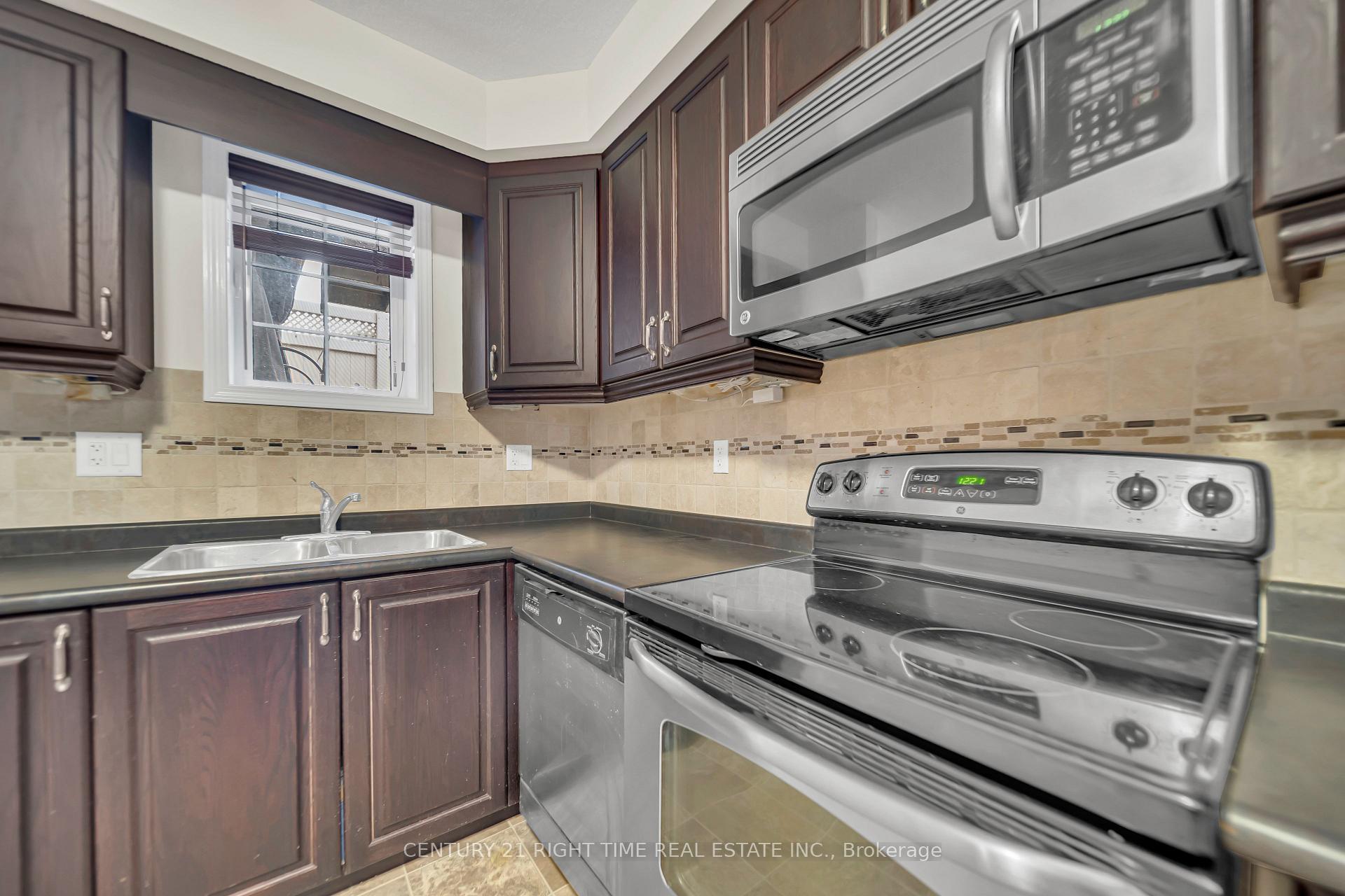 Photo 10 of Unit 14A, 931 Glasgow Street E, Kitchener, Westmount - Kitchener — HOMEH