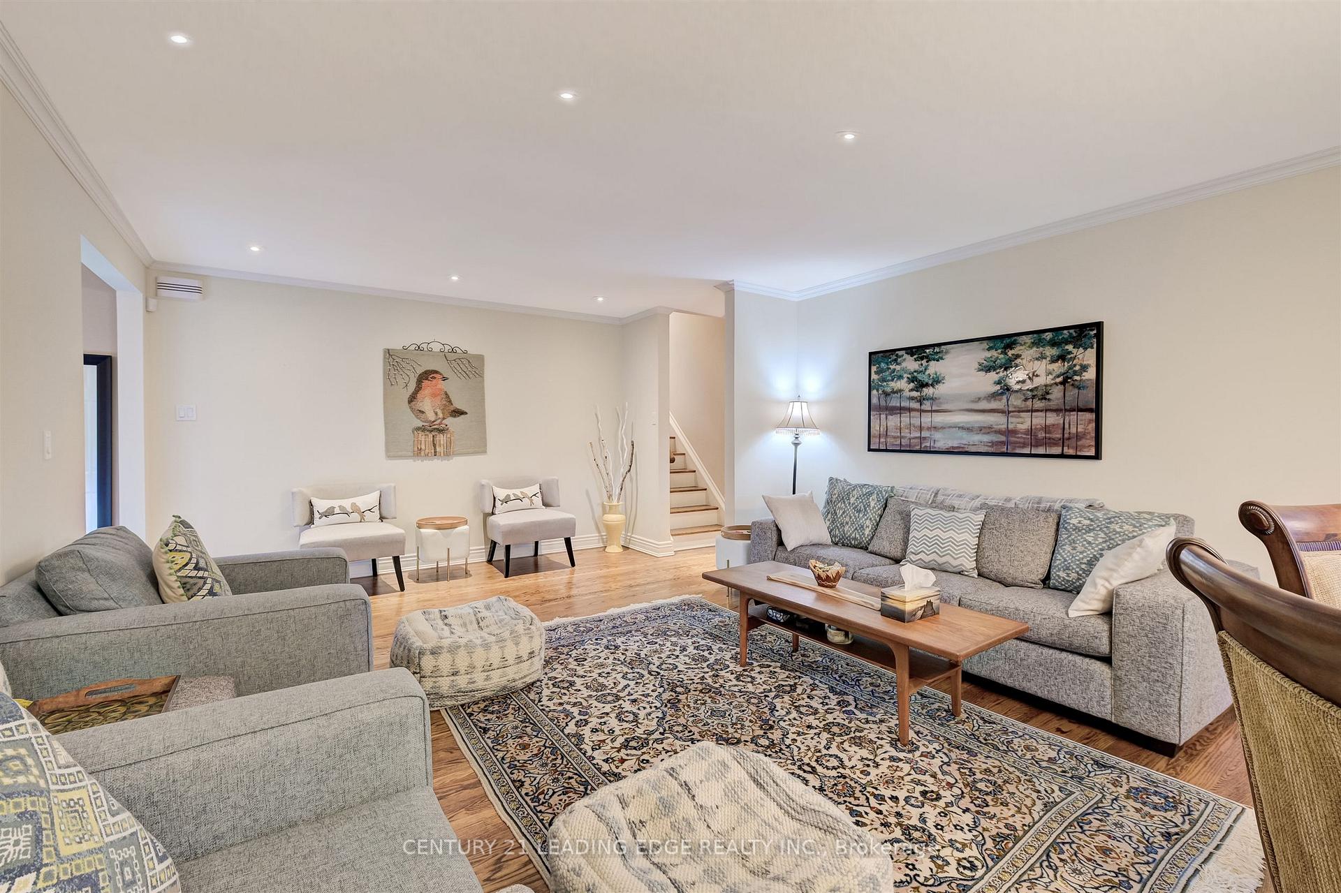 Photo 9 of 171 Krieghoff Avenue, Markham, Unionville — HOMEH