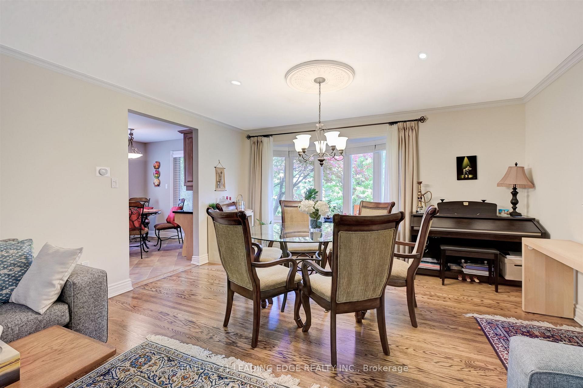 Photo 10 of 171 Krieghoff Avenue, Markham, Unionville — HOMEH