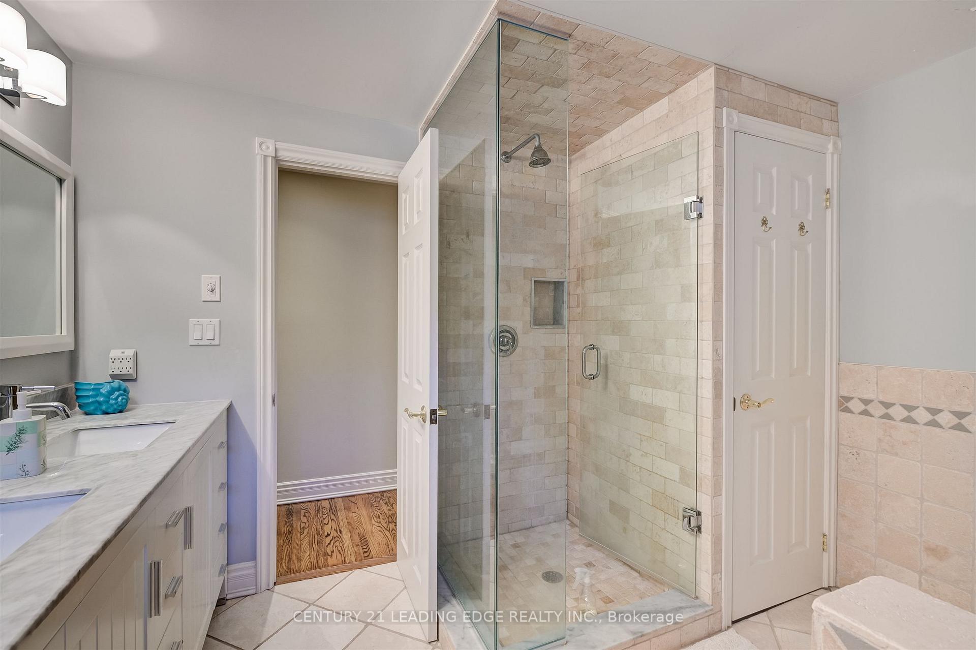 Photo 23 of 171 Krieghoff Avenue, Markham, Unionville — HOMEH