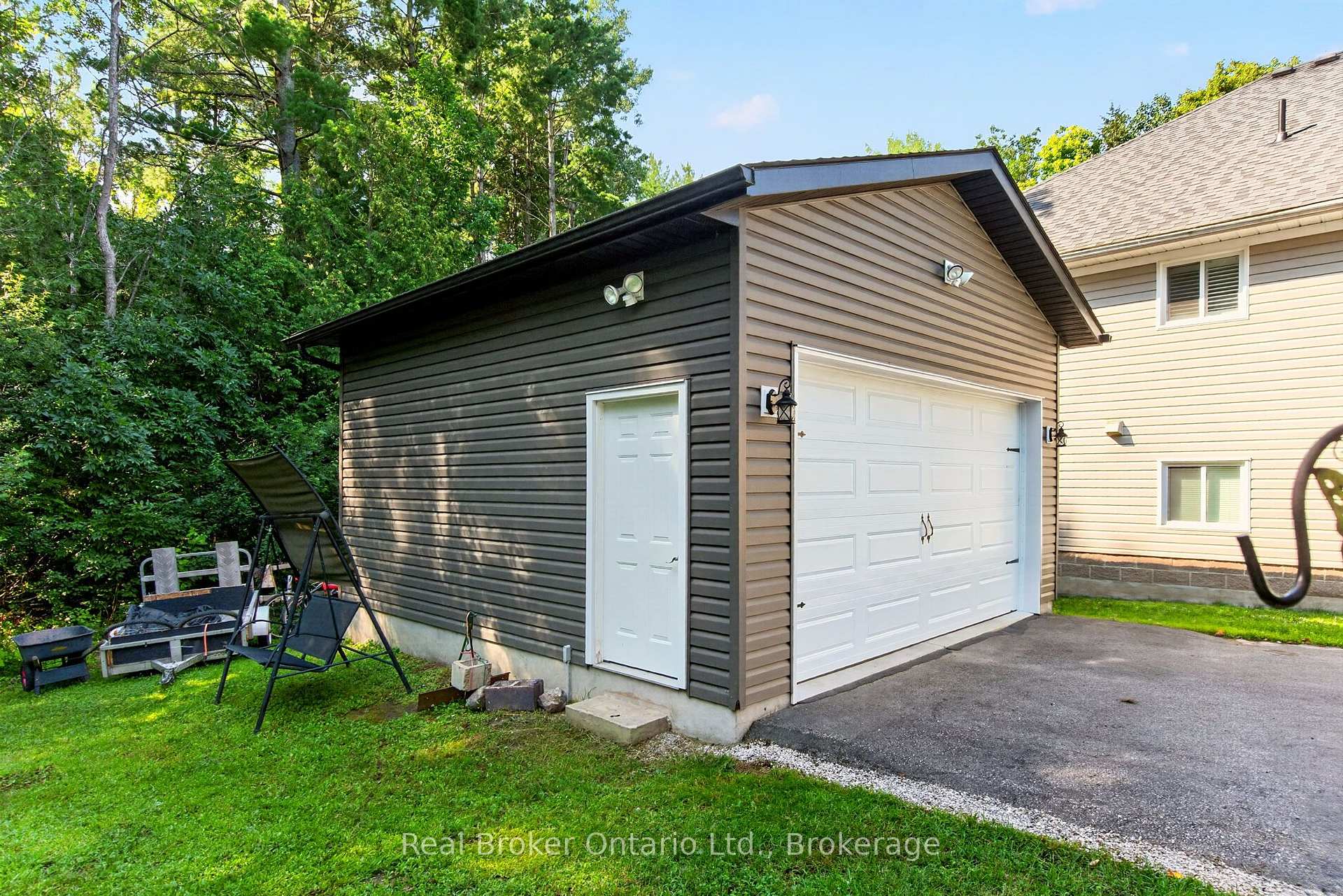 Photo 19 of 75 Bourgeois Beach Road, Tay, Victoria Harbour — HOMEH