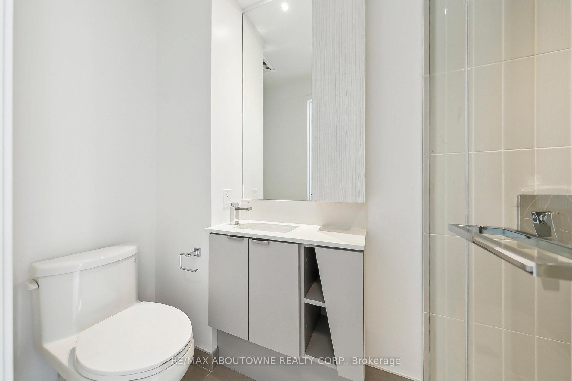 Photo 17 of Unit 6001, 3883 Quartz Road, Mississauga, City Centre — HOMEH