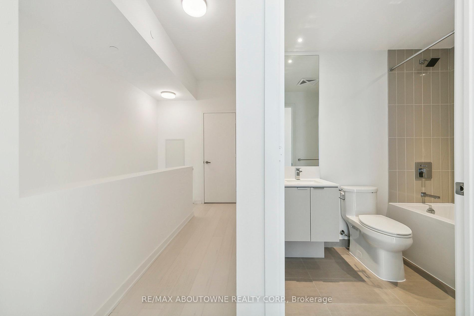 Photo 23 of Unit 6001, 3883 Quartz Road, Mississauga, City Centre — HOMEH