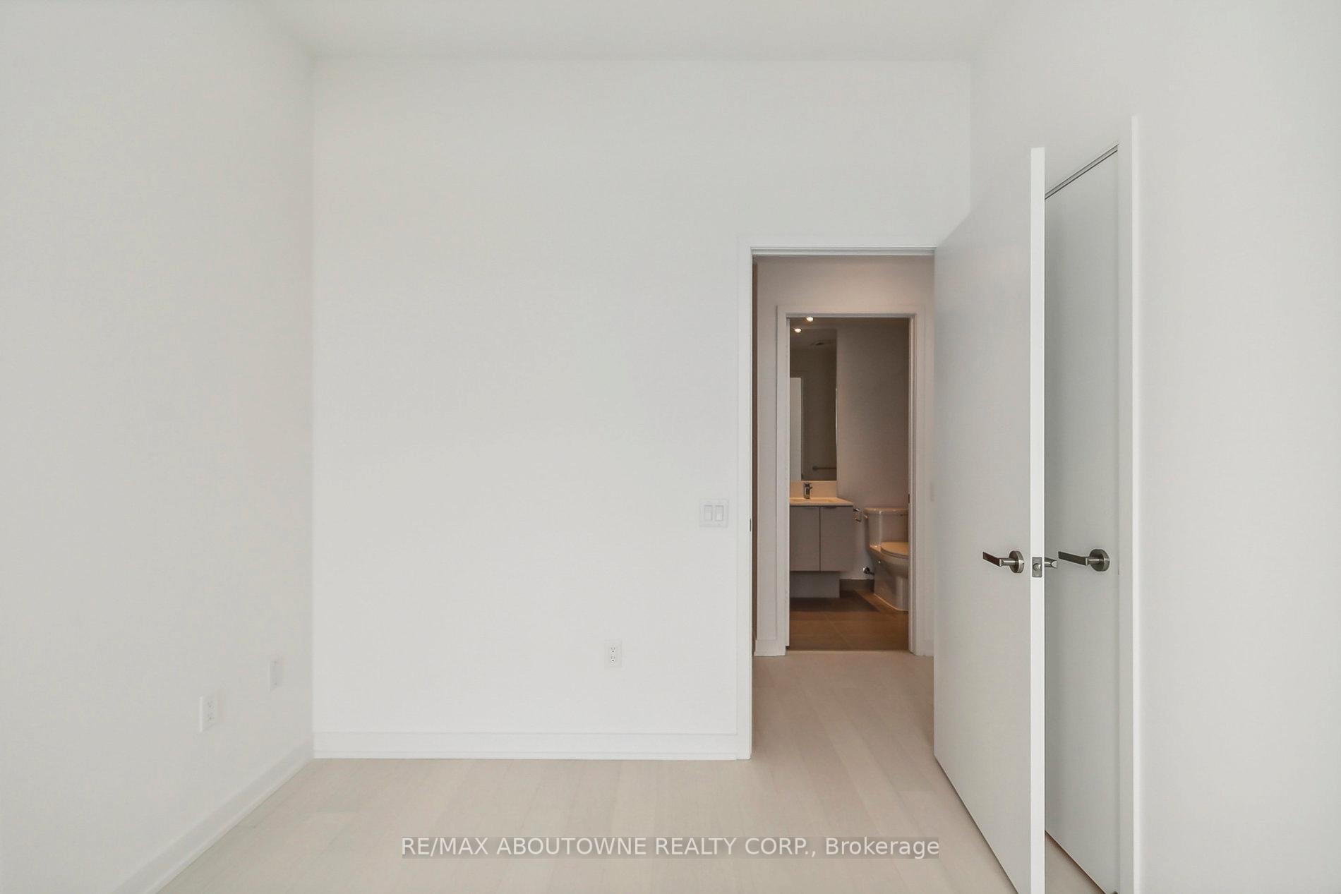 Photo 27 of Unit 6001, 3883 Quartz Road, Mississauga, City Centre — HOMEH