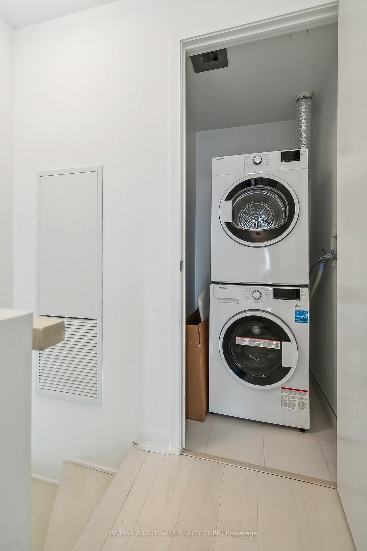 Photo 34 of Unit 6001, 3883 Quartz Road, Mississauga, City Centre — HOMEH