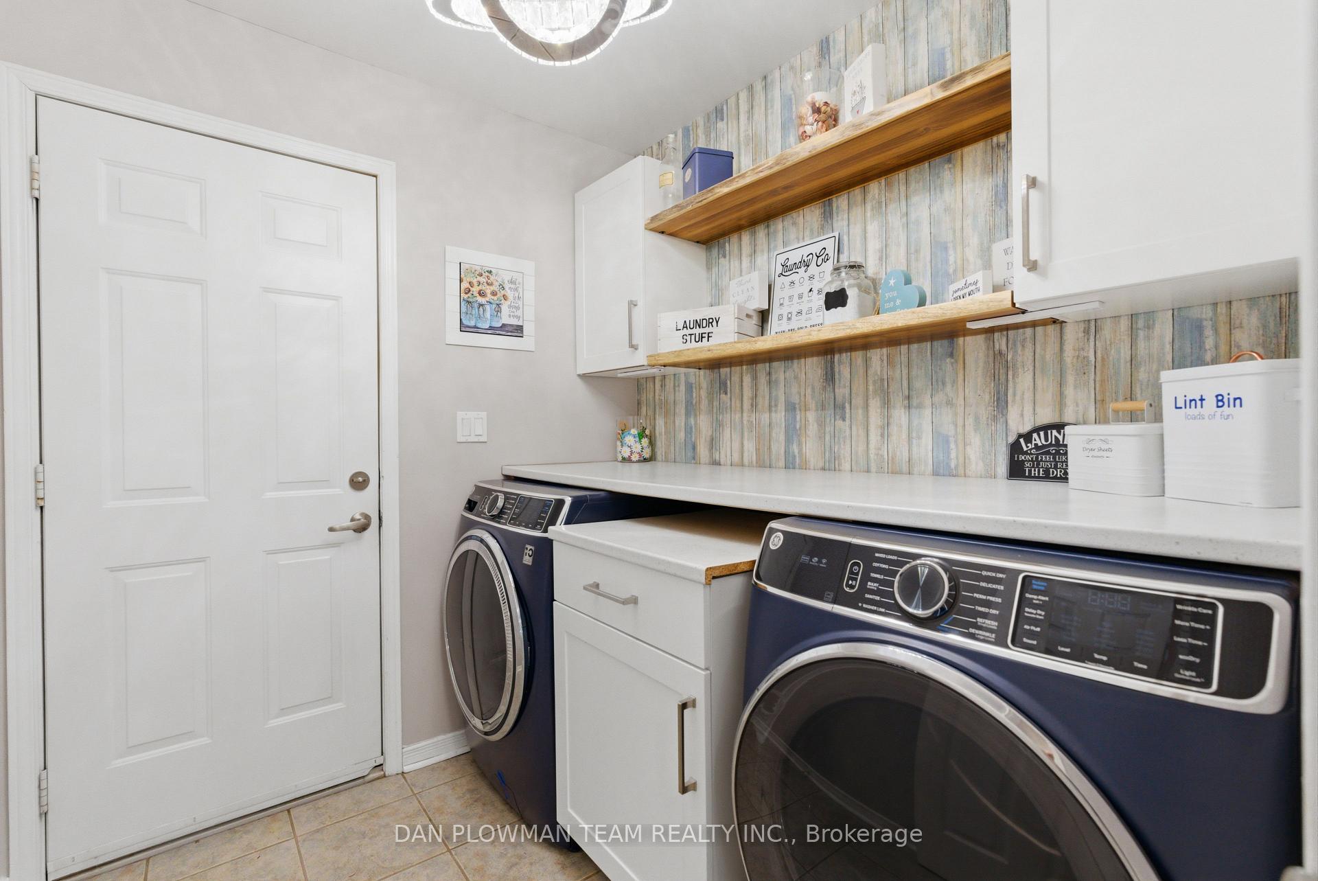 Photo 17 of 28 Bayshore Drive, Loyalist, Bath — HOMEH