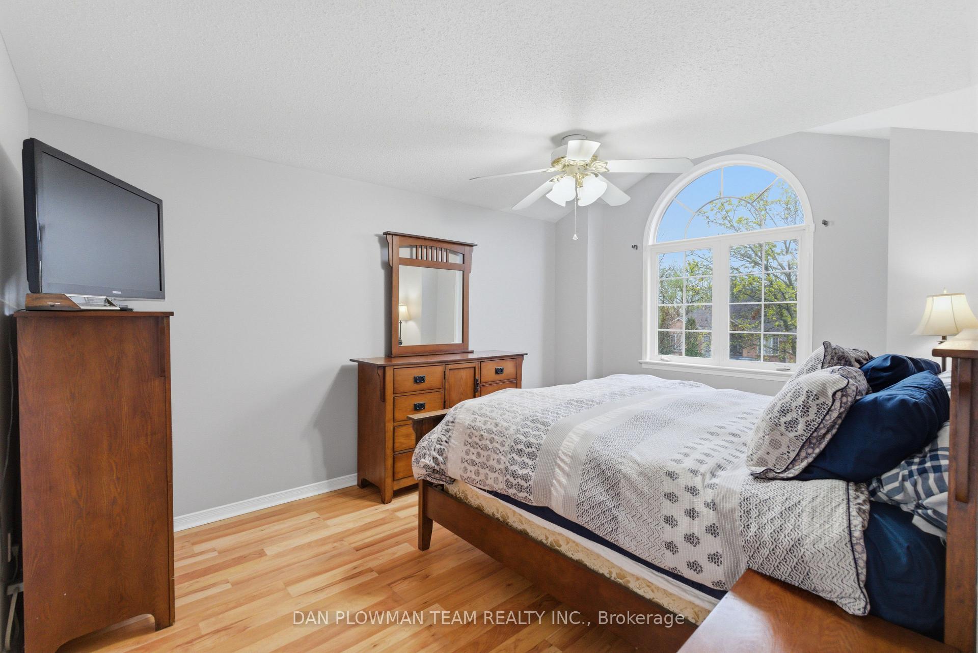 Photo 18 of 28 Bayshore Drive, Loyalist, Bath — HOMEH