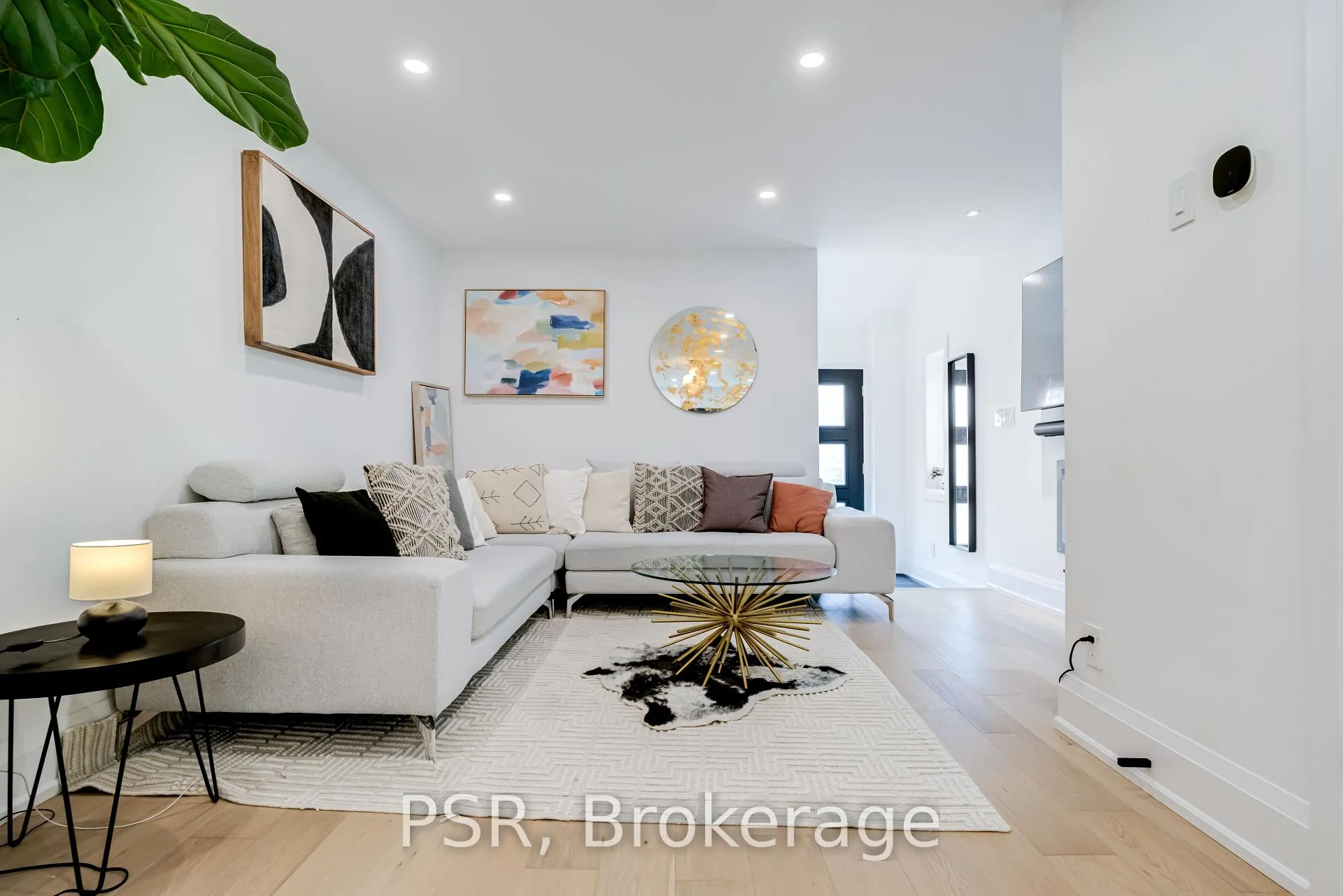 Photo 5 of 745 Craven Road, Toronto, Greenwood-Coxwell — HOMEH