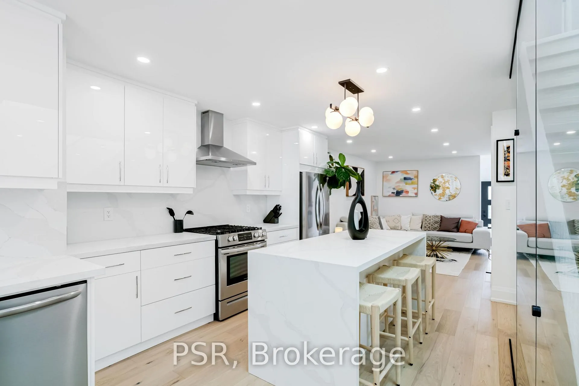 Photo 9 of 745 Craven Road, Toronto, Greenwood-Coxwell — HOMEH