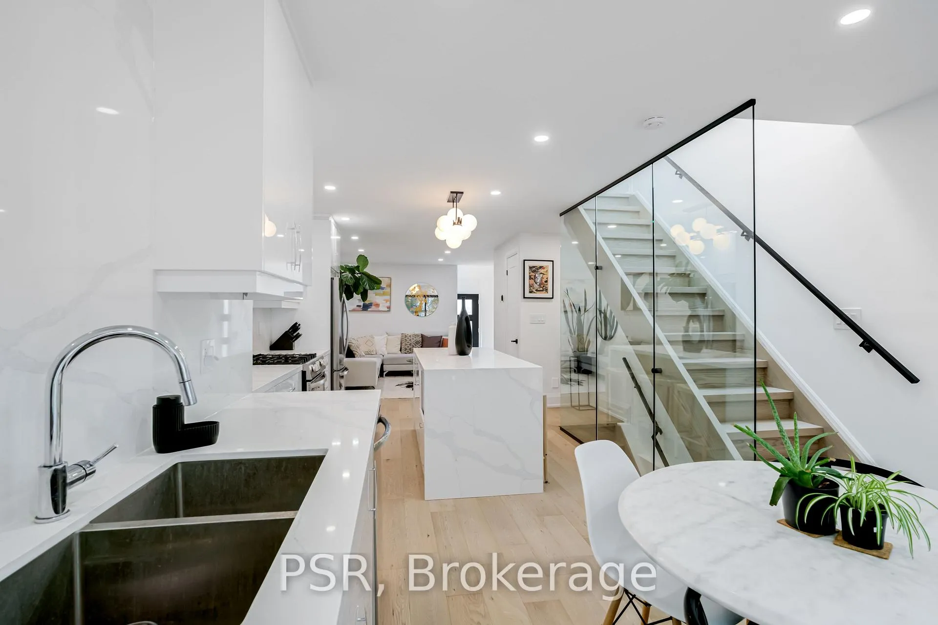 Photo 12 of 745 Craven Road, Toronto, Greenwood-Coxwell — HOMEH