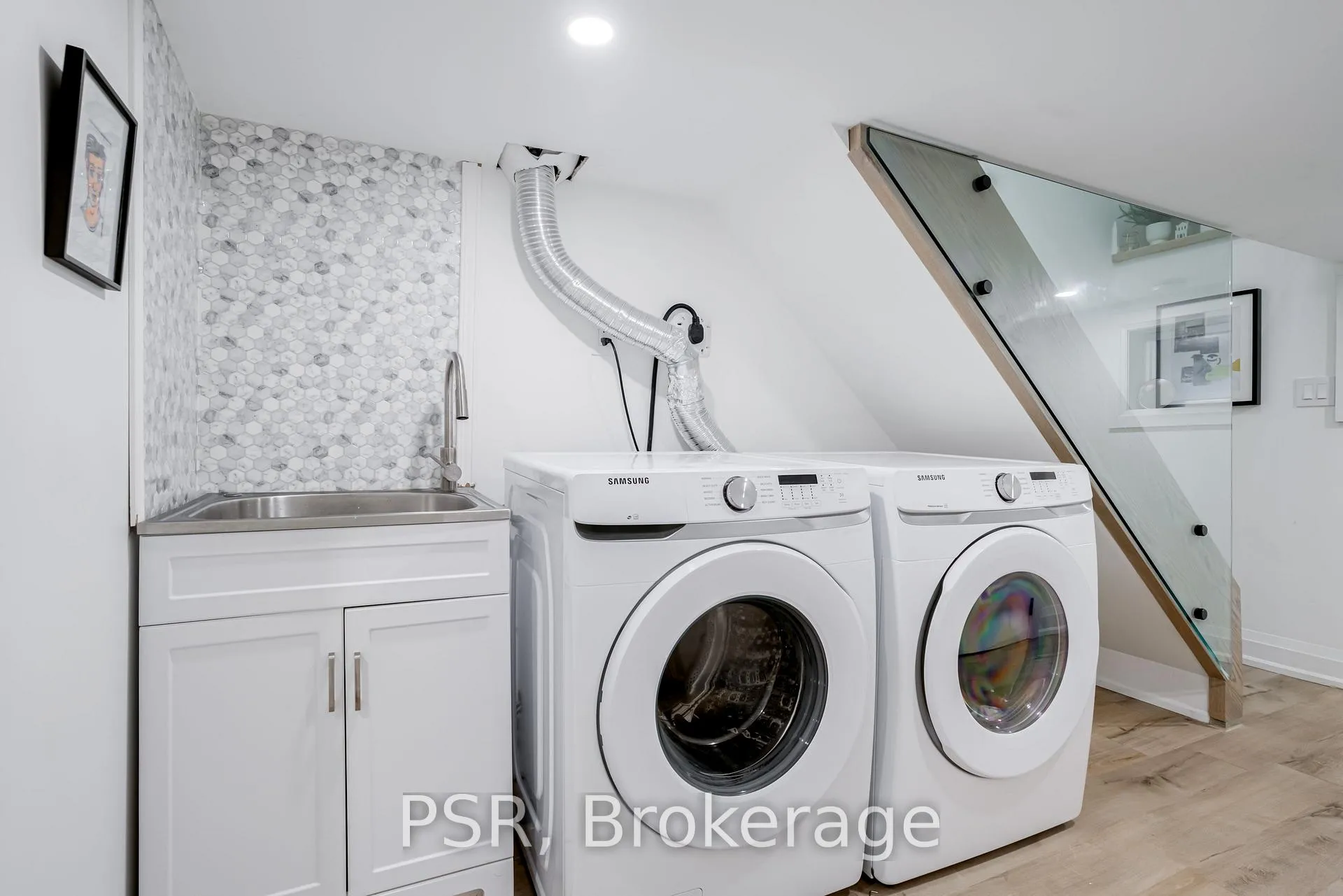 Photo 28 of 745 Craven Road, Toronto, Greenwood-Coxwell — HOMEH