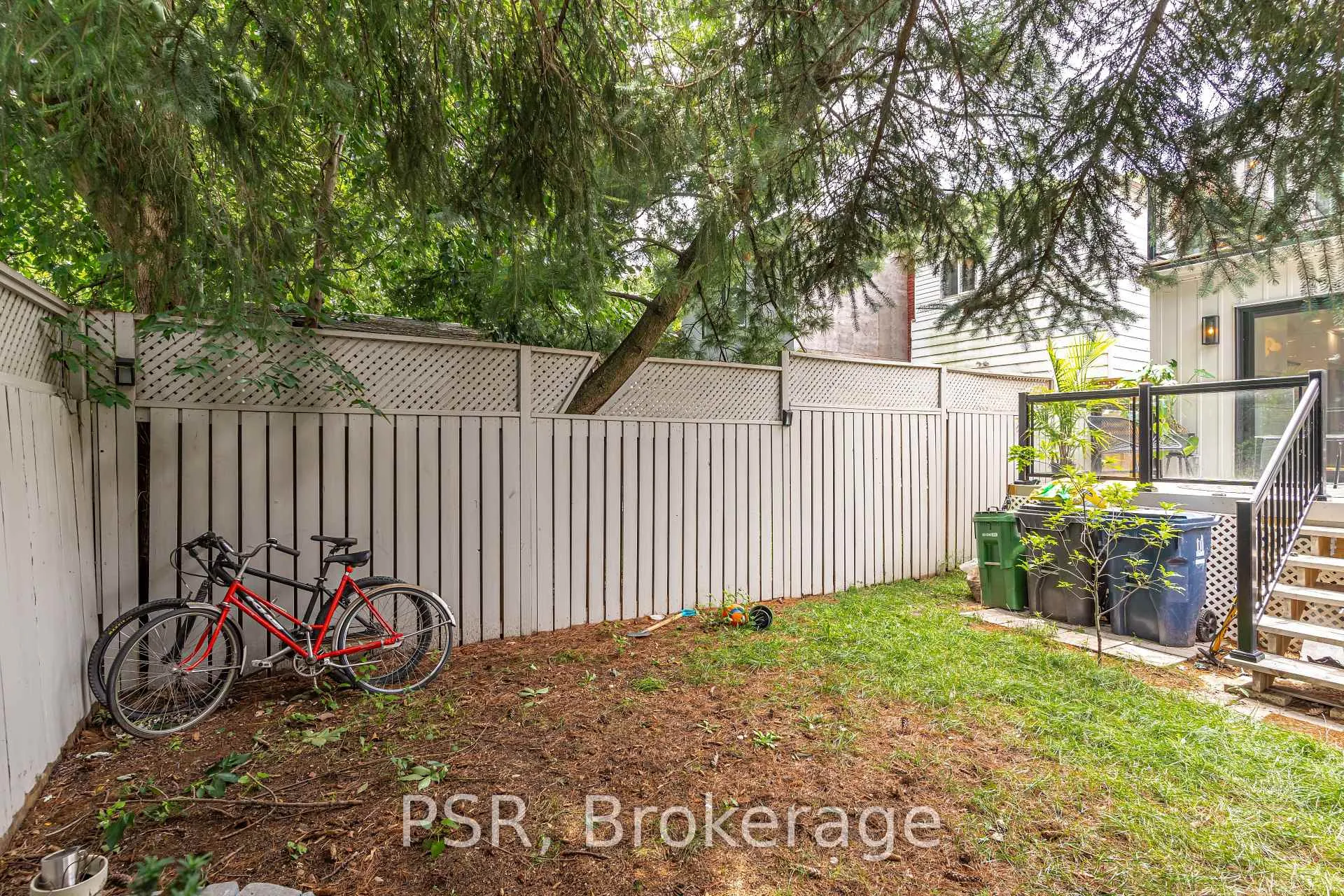 Photo 36 of 745 Craven Road, Toronto, Greenwood-Coxwell — HOMEH
