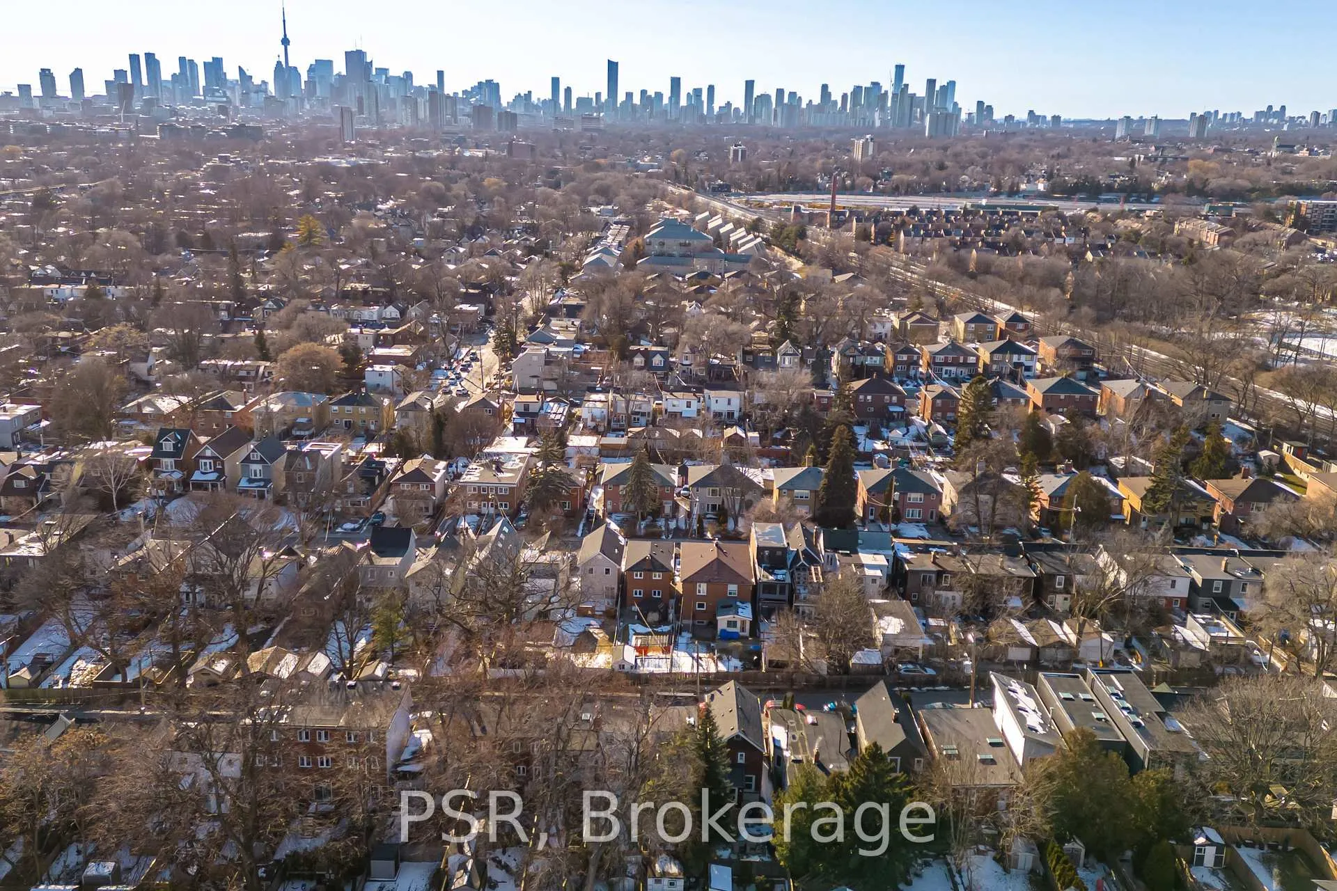 Photo 38 of 745 Craven Road, Toronto, Greenwood-Coxwell — HOMEH