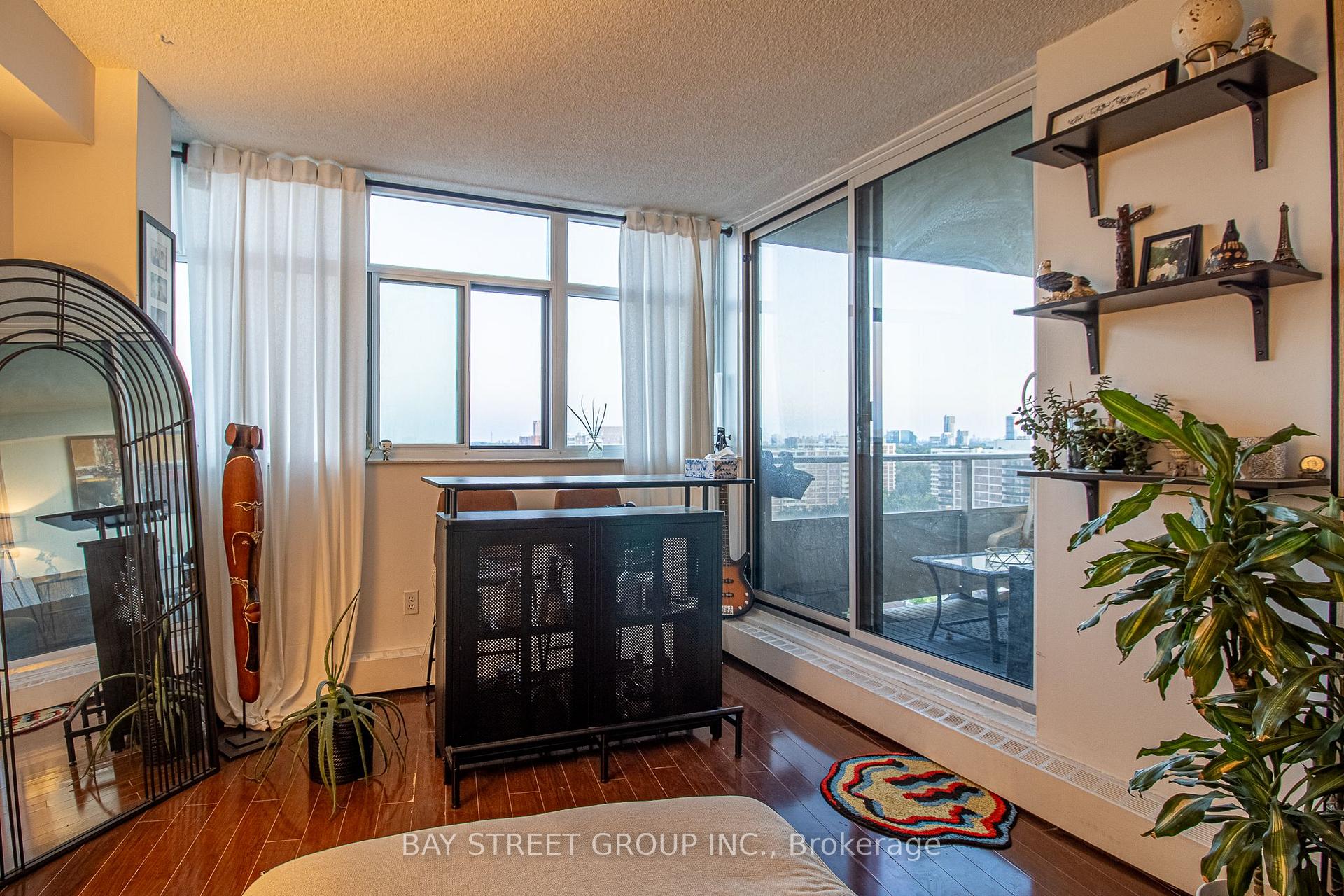 Photo 13 of Unit 1712, 2050 Bridletowne Circle, Scarborough, L'Amoreaux — HOMEH