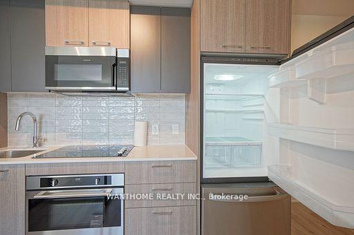 Photo 4 of Unit 1018, 30 Dreamers Way, Toronto, Regent Park — HOMEH