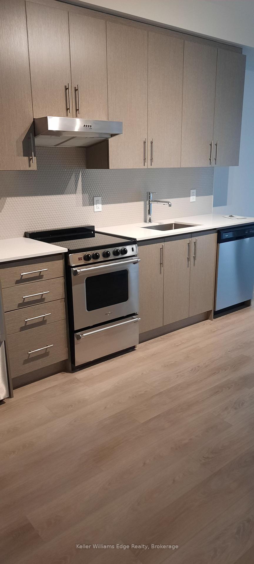 Photo 2 of Unit 1007, 212 King Street E, Hamilton, Beasley — HOMEH
