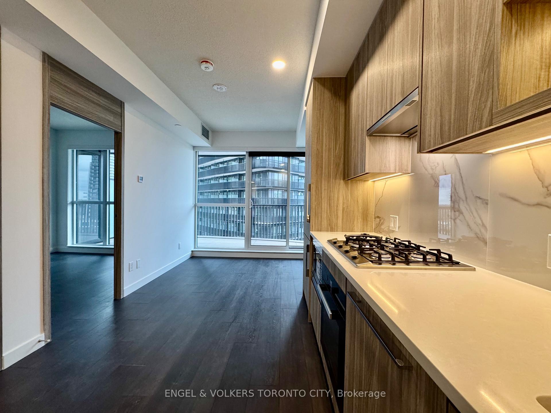 Photo 7 of Unit 1112, 75 Billes Heights, North York, Bayview Village — HOMEH
