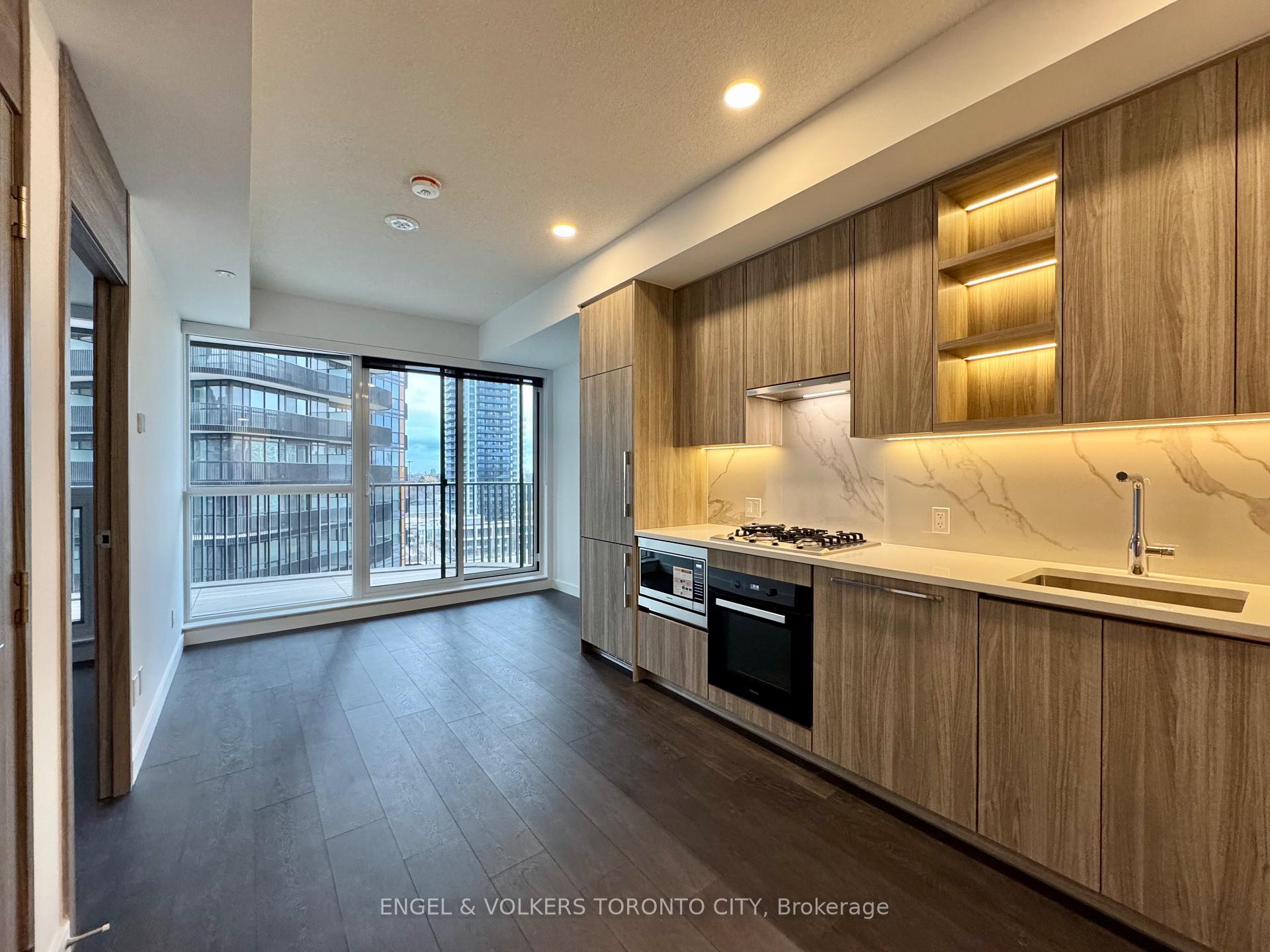 Photo 9 of Unit 1112, 75 Billes Heights, North York, Bayview Village — HOMEH
