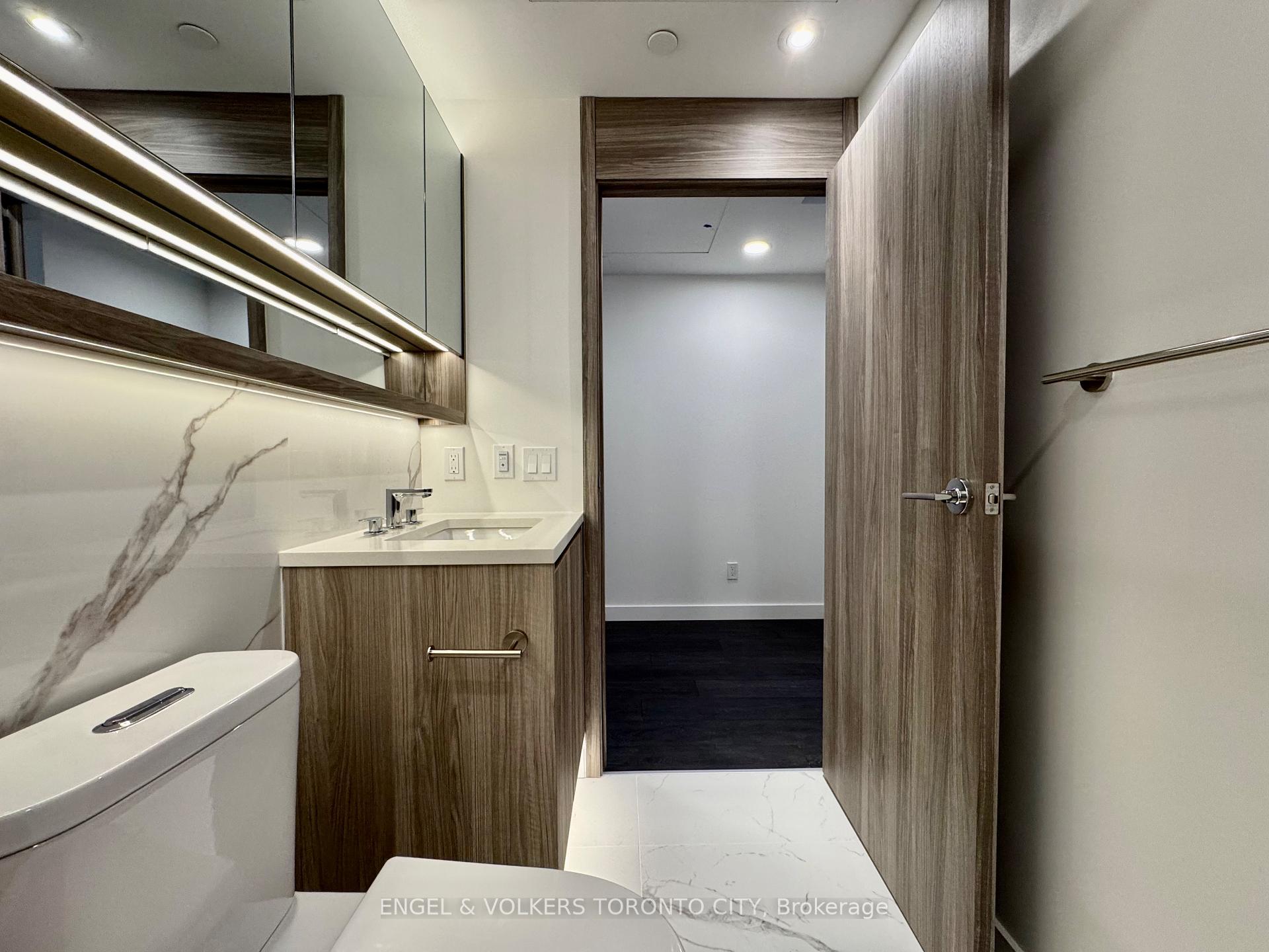 Photo 18 of Unit 1112, 75 Billes Heights, North York, Bayview Village — HOMEH