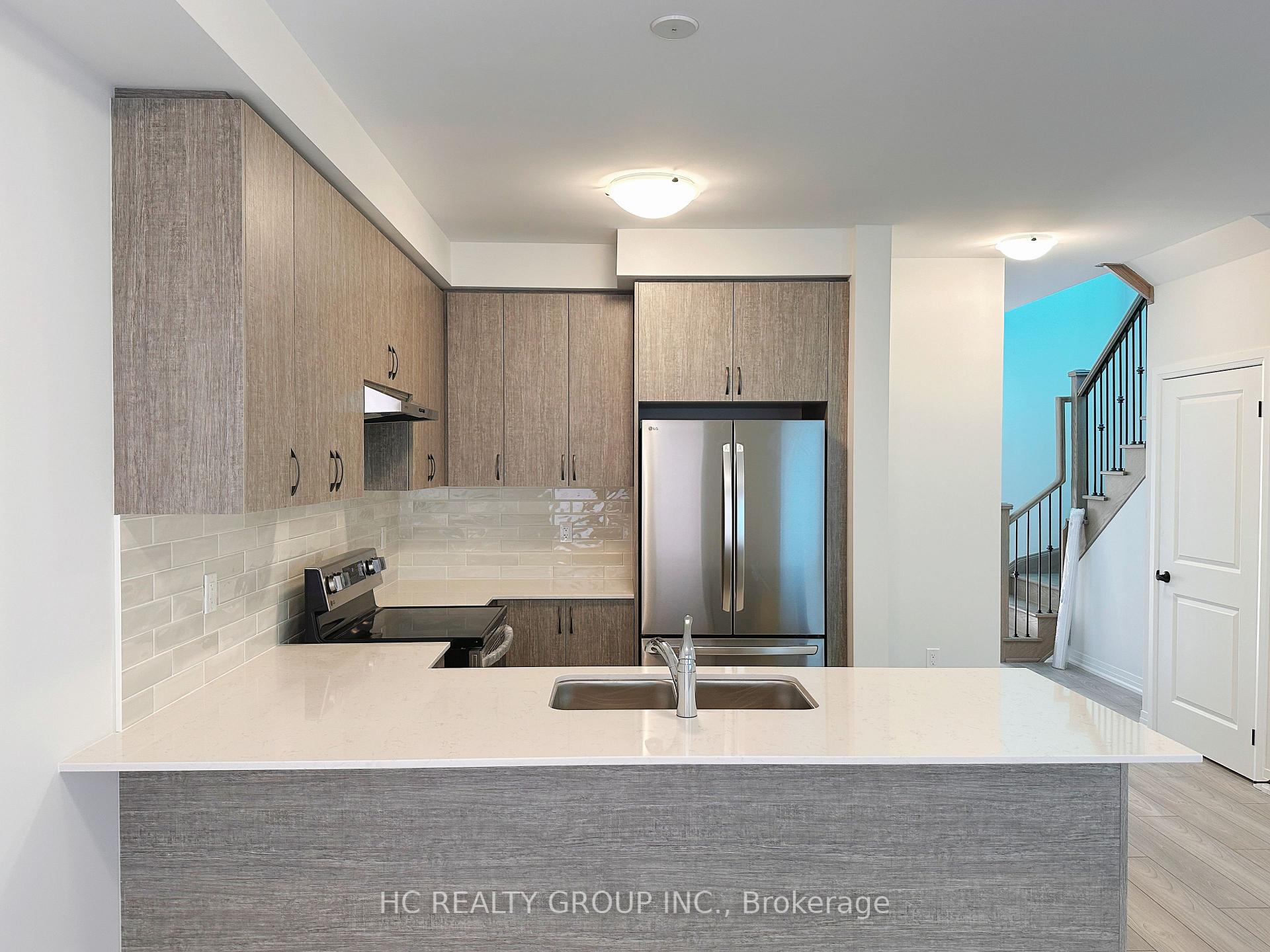 Photo 2 of 1018 Valhalla Terrace, Pickering, Rural Pickering — HOMEH