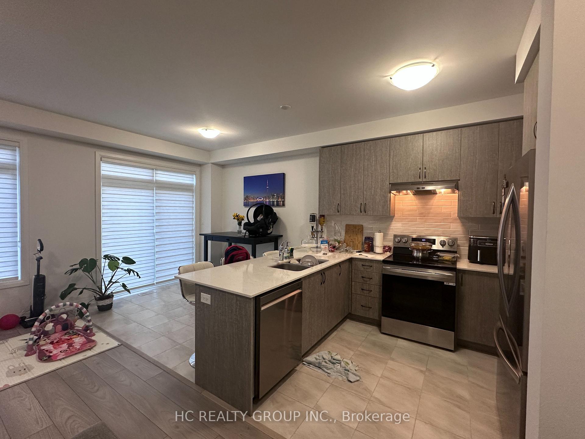 Photo 4 of 1018 Valhalla Terrace, Pickering, Rural Pickering — HOMEH