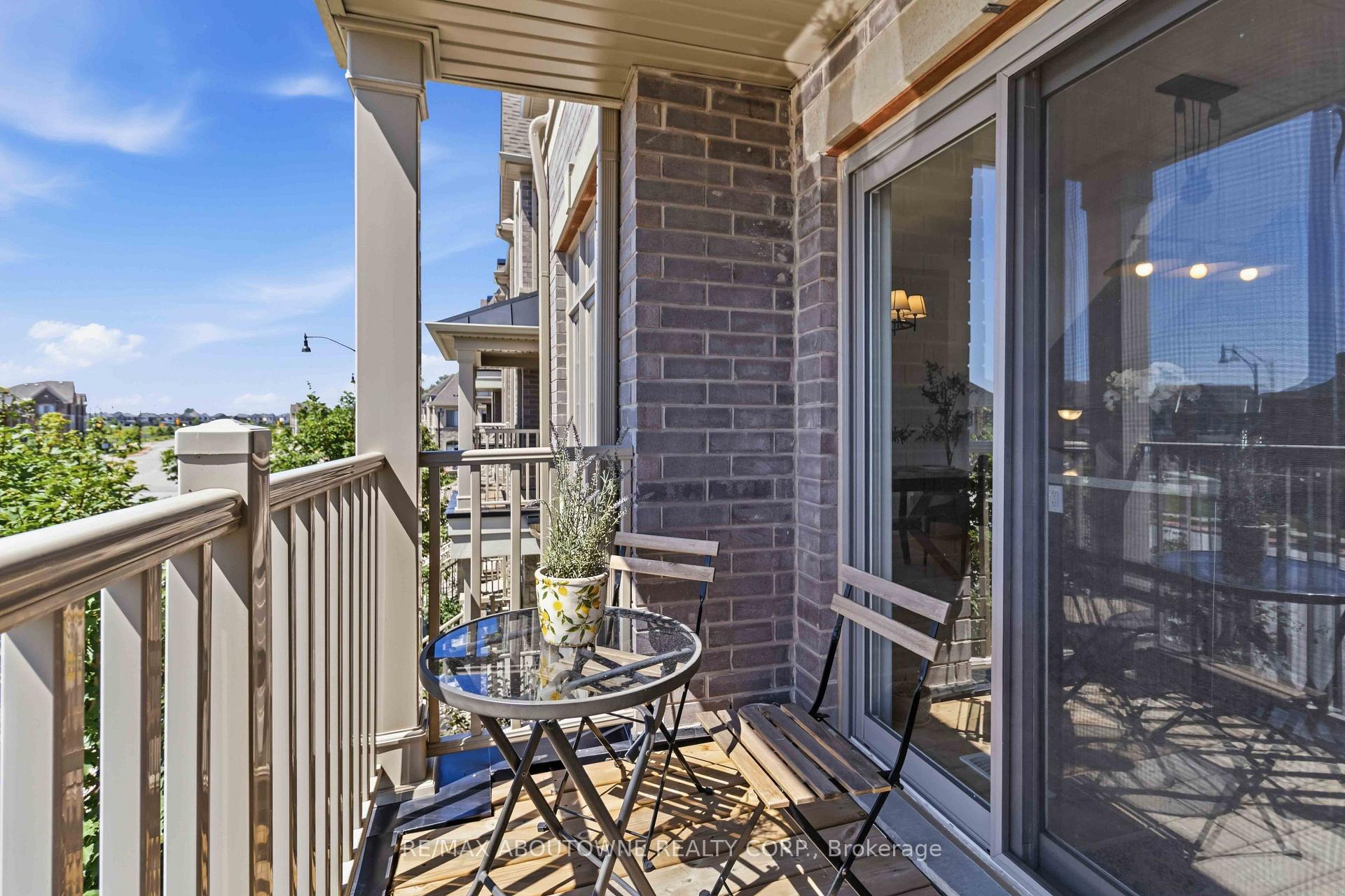 Photo 19 of 14 Summerbeam Way, Brampton, Bram West — HOMEH
