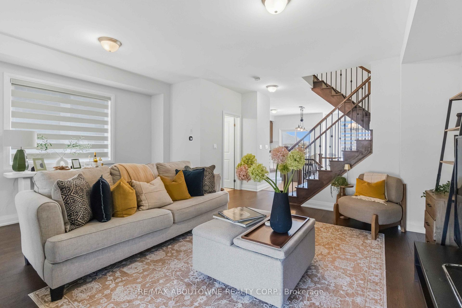 Photo 23 of 14 Summerbeam Way, Brampton, Bram West — HOMEH