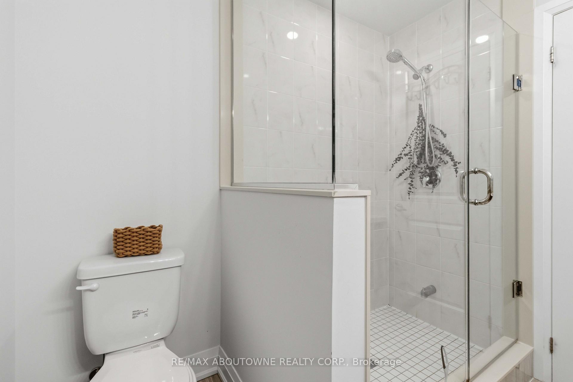 Photo 41 of 14 Summerbeam Way, Brampton, Bram West — HOMEH
