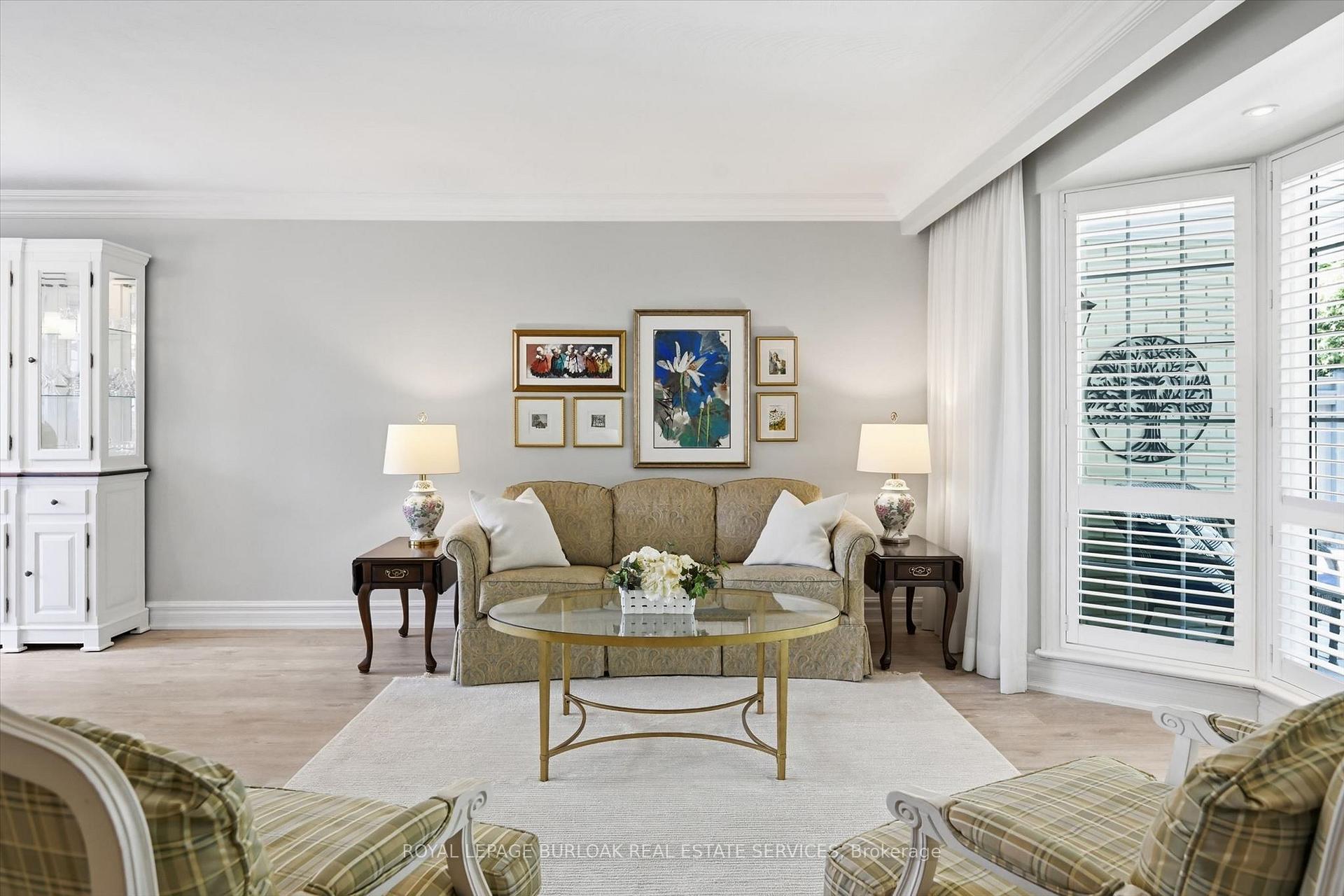 Photo 6 of 3462 Regal Road, Burlington, Roseland — HOMEH