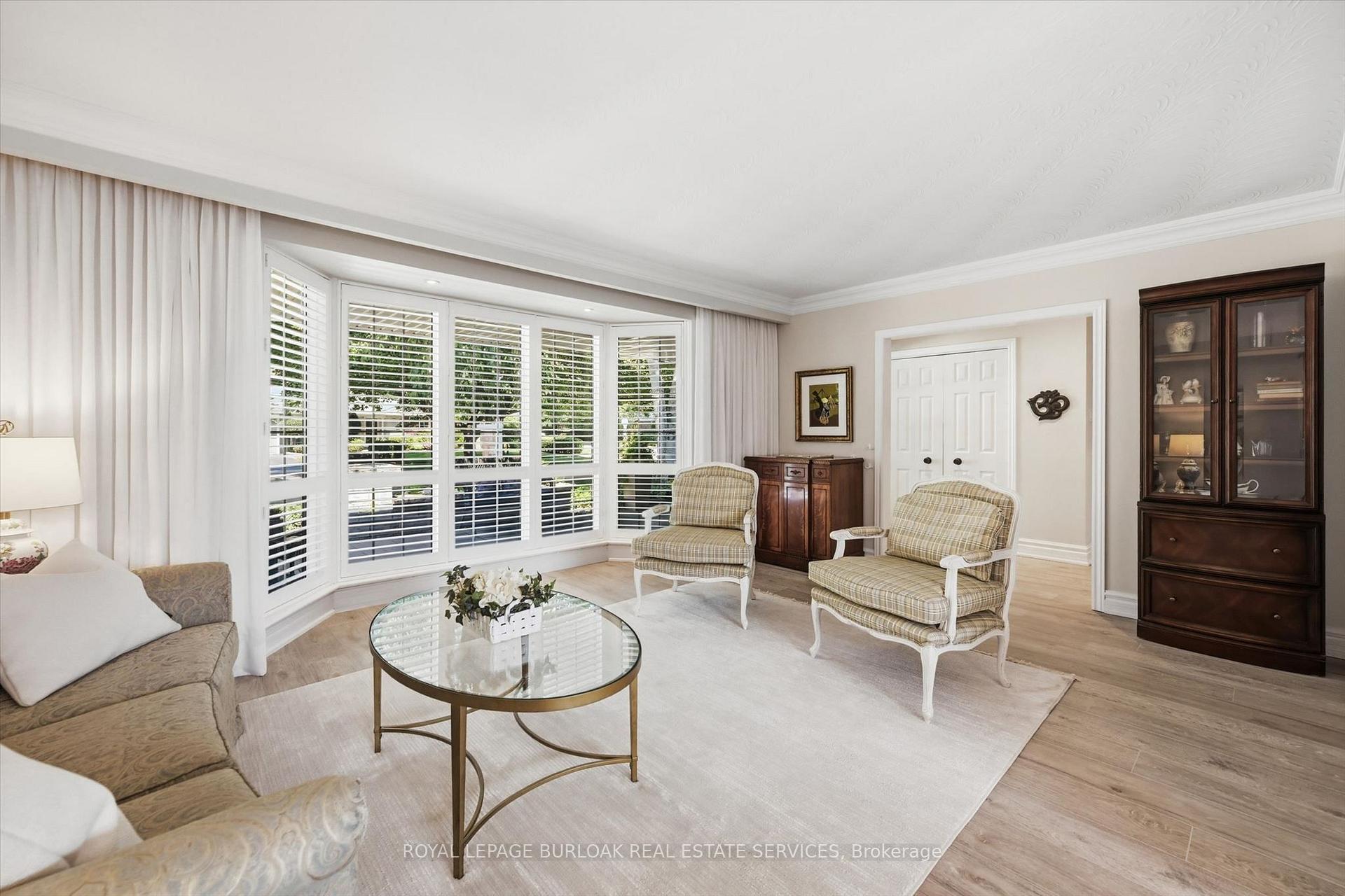 Photo 8 of 3462 Regal Road, Burlington, Roseland — HOMEH