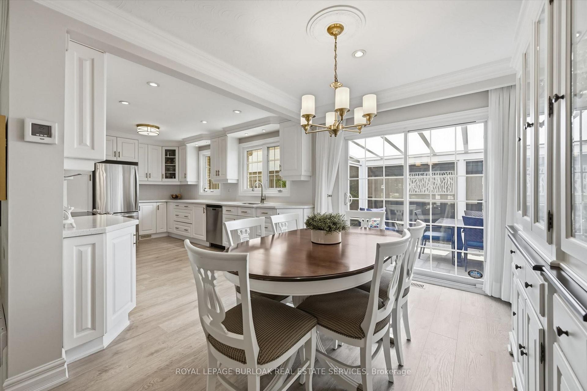 Photo 10 of 3462 Regal Road, Burlington, Roseland — HOMEH
