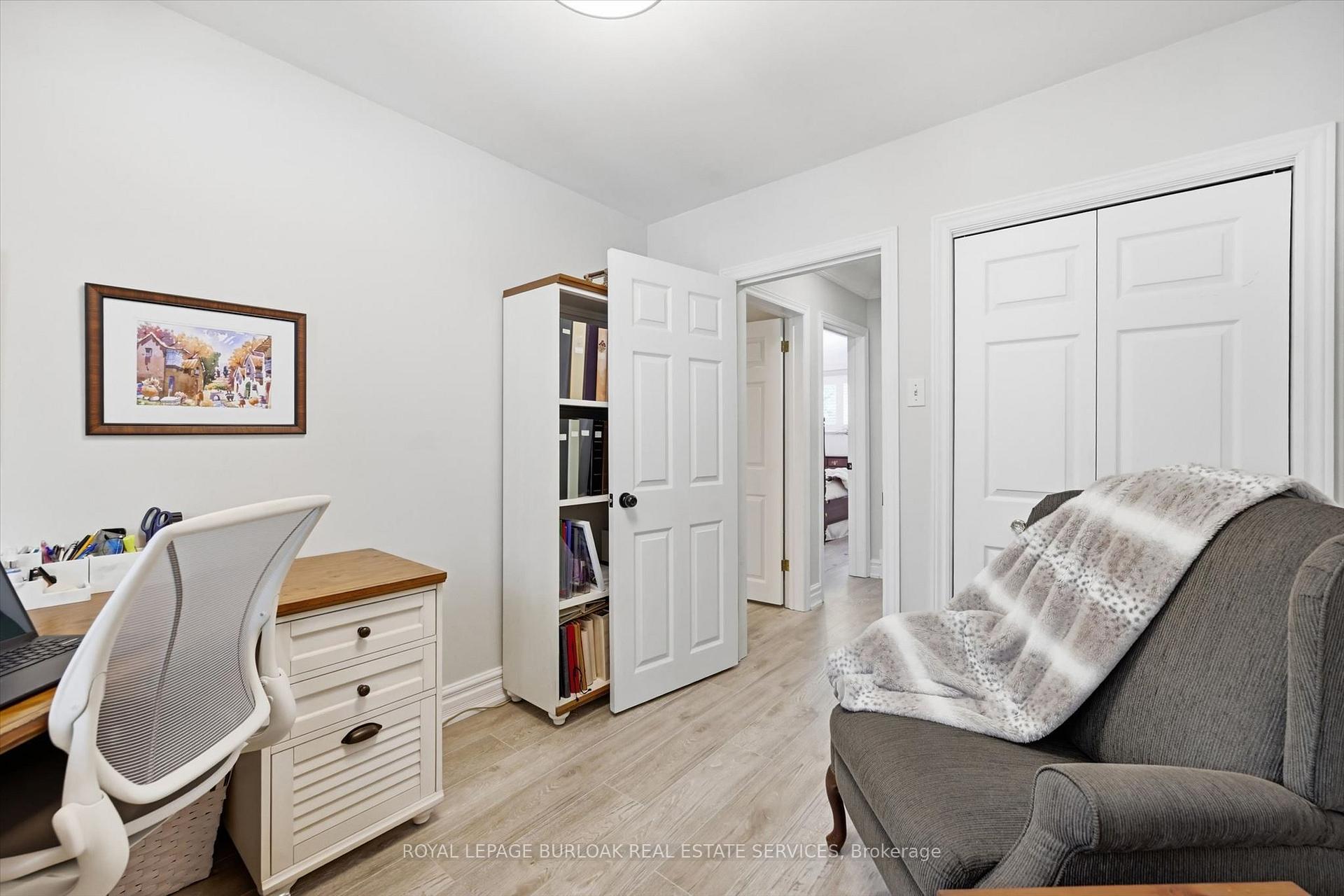 Photo 24 of 3462 Regal Road, Burlington, Roseland — HOMEH