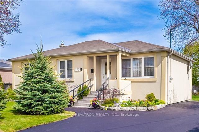 Photo 1 of 1458 Bridge Road, Oakville, West — HOMEH