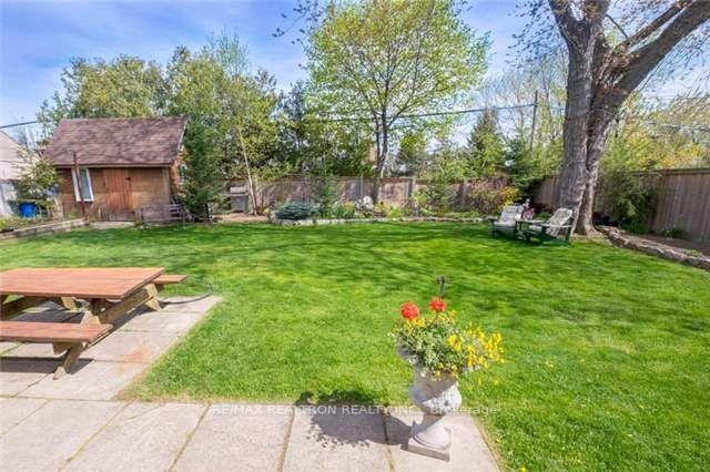 Photo 7 of 1458 Bridge Road, Oakville, West — HOMEH