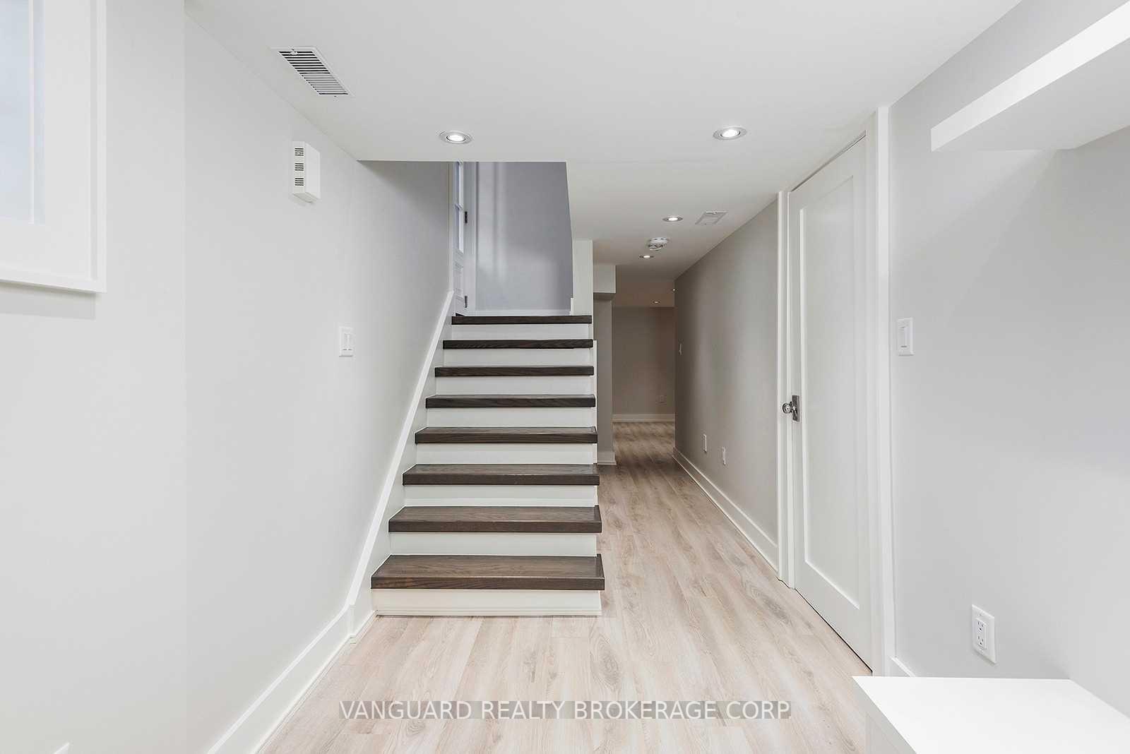 Photo 2 of Unit Basement, 187 Brooke Avenue, Toronto, Bedford Park-Nortown — HOMEH